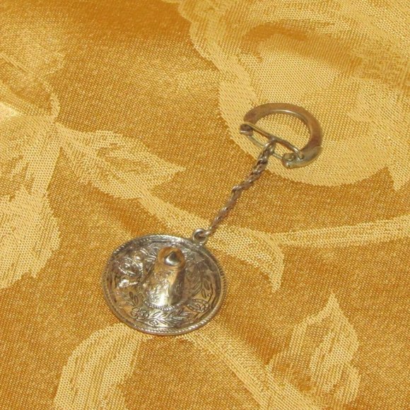 Vintage 925 Sombrero Keychain Sterling Silver Mexican Hat Key Ring Stamped - Picture 1 of 7